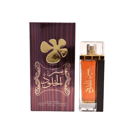 Experience the allure of Lattafa Ser Al Khulood Gold Eau de Parfum—a unisex fragrance that seamlessly combines fruity and floral notes. With its captivating blend of Strawberry, Tuberose, and Vanilla, this oriental scent leaves a lasting impression suitable for any occasion. Elevate your charisma and embrace the enchantment it brings, making it a must-have addition to your fragrance collection.